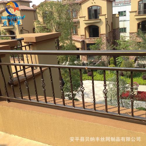 厂家供应别墅庭院阳台护栏 阳台防护铁艺护栏铝合金栅栏